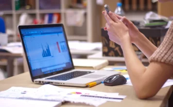 Power BI in healthcare: From EHR analytics to patient dashboards Power BI