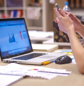 Power BI in healthcare: From EHR analytics to patient dashboards Power BI